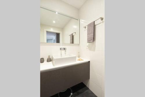 Apartamento Singular Deluxe Pamplona Eksteriør billede