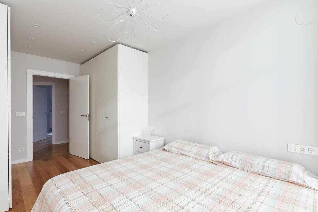 Apartamento Singular Deluxe Pamplona Eksteriør billede